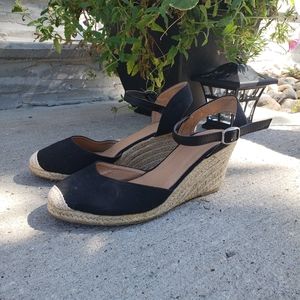 Cute Espadrille Wedges - Size 9